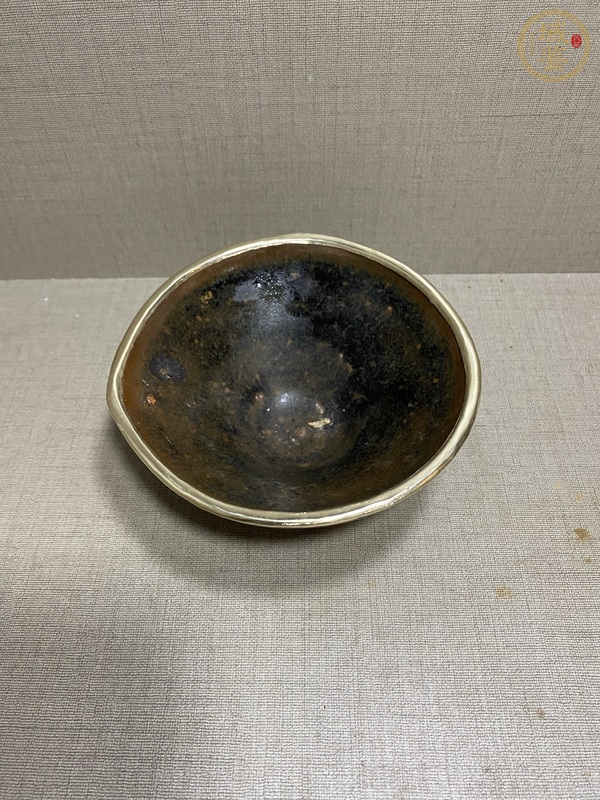 古玩陶瓷窯變黑釉茶盞  真品鑒賞圖