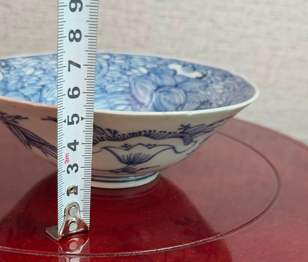 古玩陶瓷清雍正線描青花八寶紋花口碗拍賣,當前價格1280元