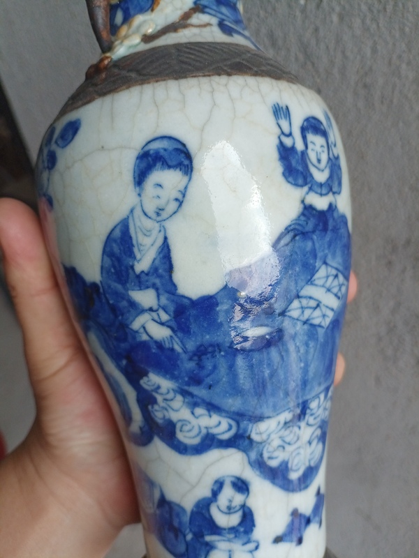古玩陶瓷哥釉青花人物雙耳觀音瓶拍賣,當前價格1888元