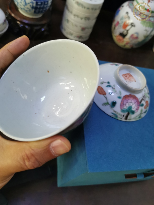 古玩陶瓷粉彩杯真品鑒賞圖