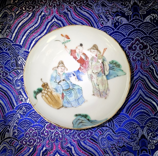古玩陶瓷【精品同治】粉彩人物故事紋描金花口盤拍賣,當(dāng)前價(jià)格2980元