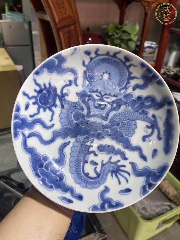 古玩陶瓷青花龍紋盤真品鑒賞圖