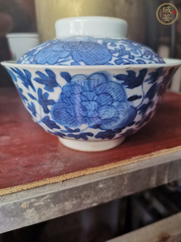 古玩陶瓷青花蓋碗真品鑒賞圖