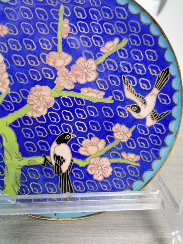 古玩陶瓷銅胎掐絲琺瑯彩 花鳥(niǎo)紋盤(pán)(喜上眉梢)拍賣,當(dāng)前價(jià)格180元