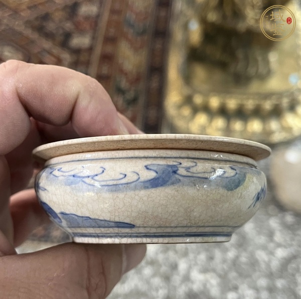 古玩陶瓷哥釉青花人物紋蓋盒真品鑒賞圖