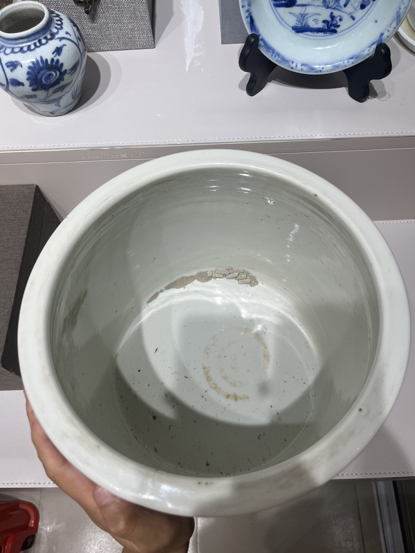 古玩陶瓷青花趕珠龍紋筒式爐拍賣,當前價格11800元