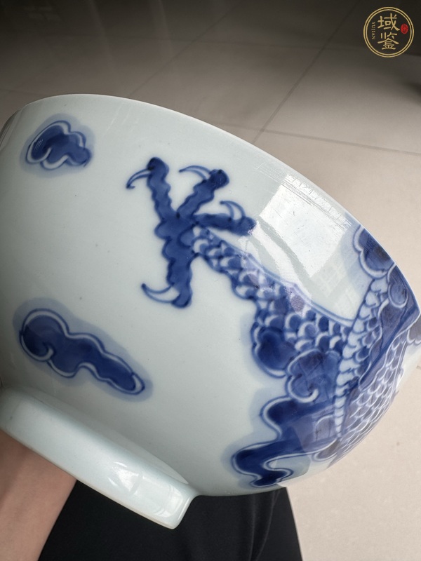 古玩陶瓷青花過墻龍紋碗真品鑒賞圖