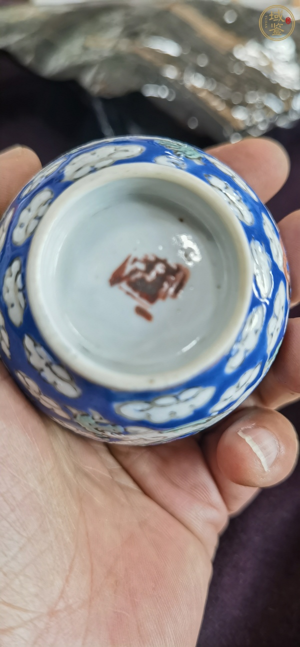 古玩陶瓷粉彩龍紋杯真品鑒賞圖