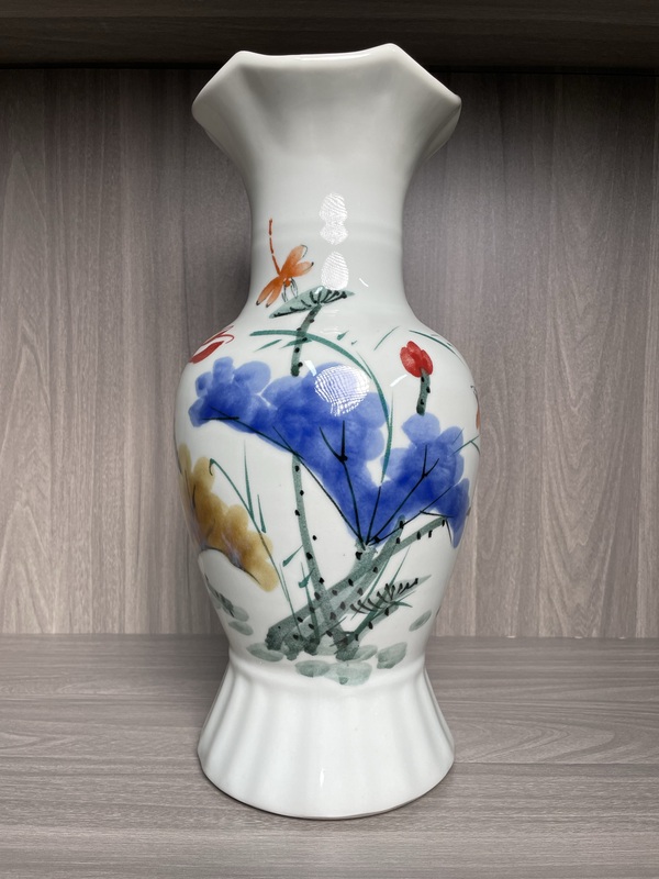 古玩陶瓷創匯 精品釉下五彩花口賞瓶拍賣,當前價格350元