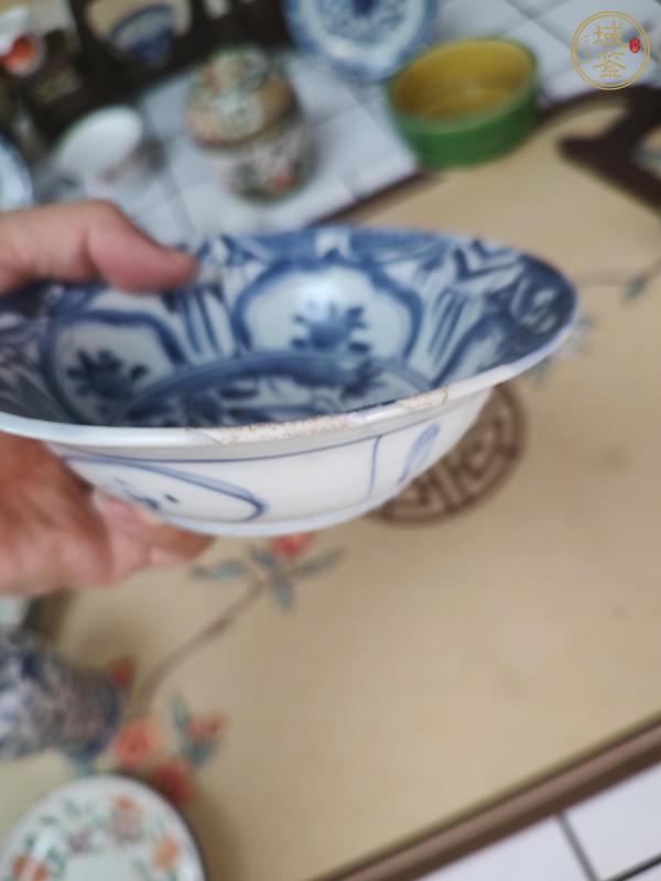 古玩陶瓷萬歷青花盤真品鑒賞圖