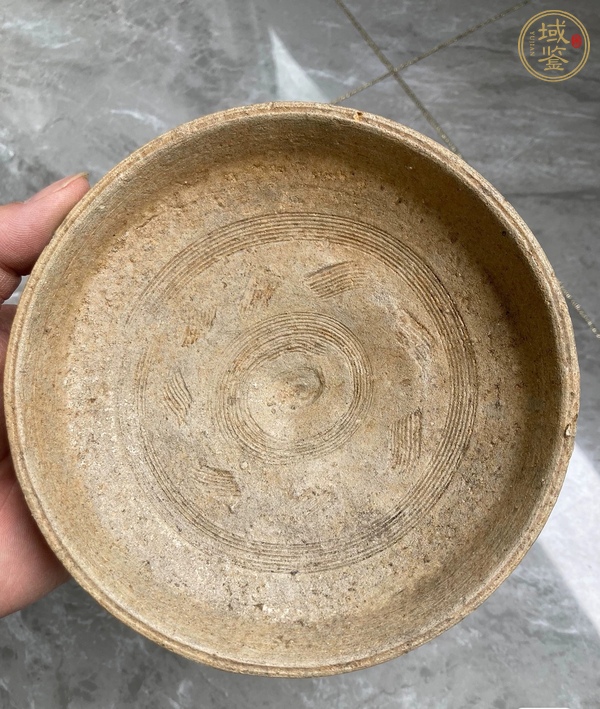 古玩陶瓷青釉瓷豆真品鑒賞圖