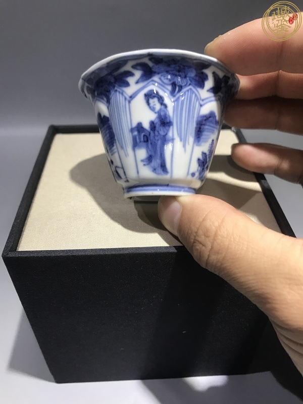 古玩陶瓷青花杯真品鑒賞圖