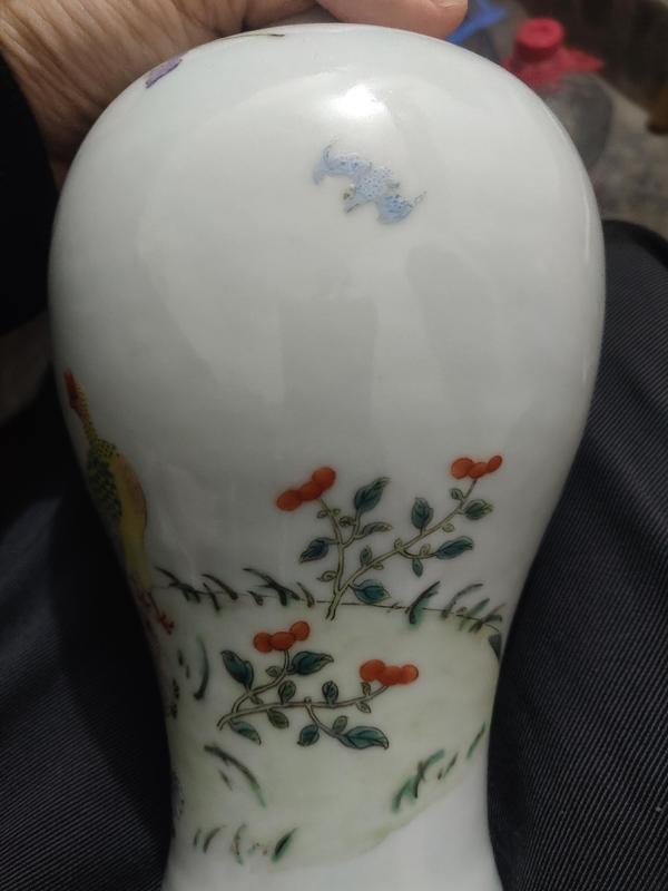 古玩陶瓷【須走保真交易】民國細路粉彩花鳥紋瓶拍賣,當前價格15000元