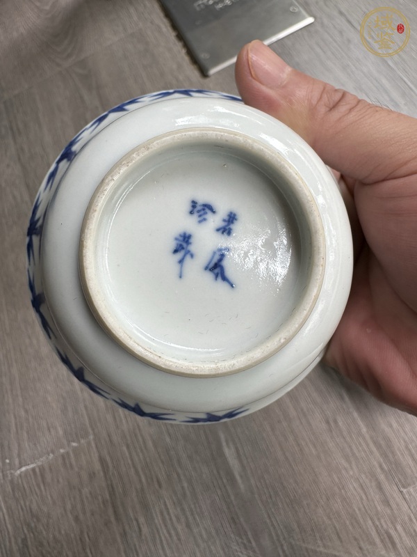 古玩陶瓷青花竹報(bào)平安圖蓋碗真品鑒賞圖