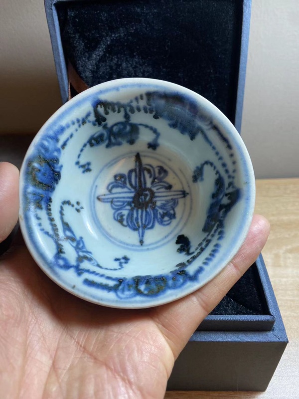 古玩陶瓷青花杯拍賣,當前價格35000元