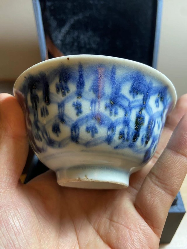 古玩陶瓷青花杯拍賣,當前價格35000元