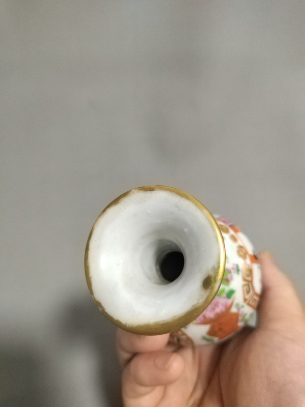 古玩陶瓷清中晚廣彩玉壺春瓶拍賣，當前價格2800元