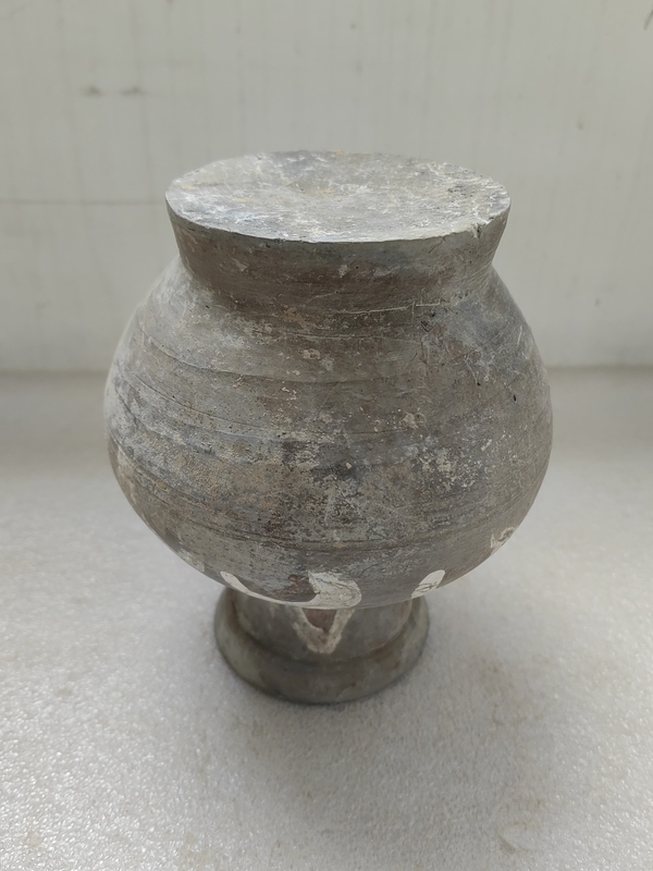 古玩陶瓷灰陶彩繪漢壺拍賣,當前價格789元