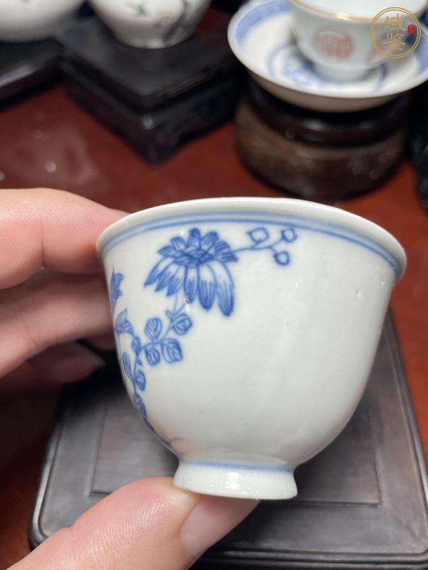 古玩陶瓷青花杯真品鑒賞圖