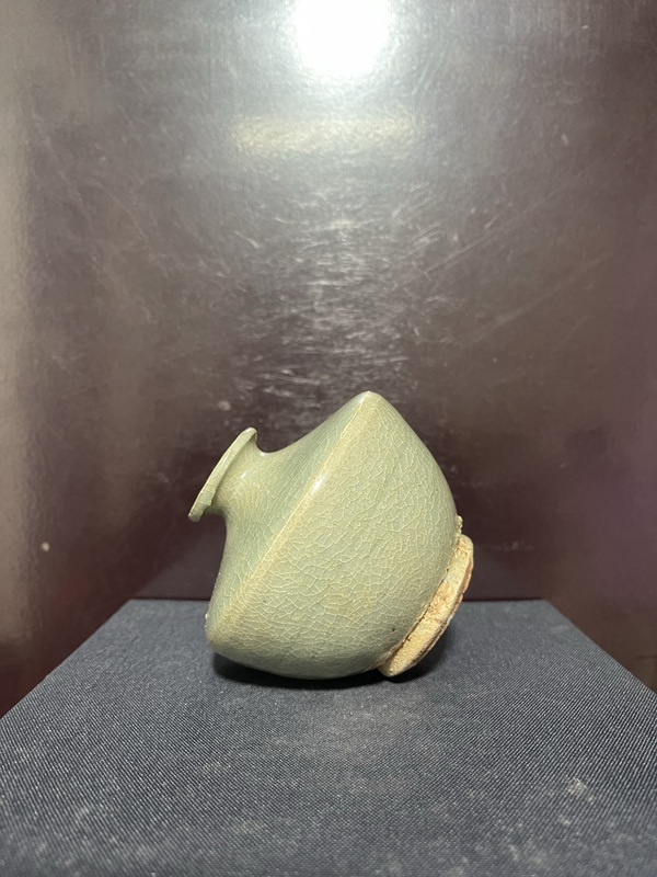 古玩陶瓷宋元龍泉青瓷蘋果尊拍賣,當前價格9500元