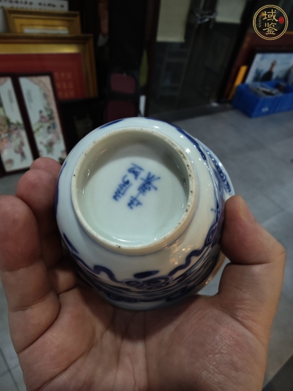 古玩陶瓷青花杯真品鑒賞圖