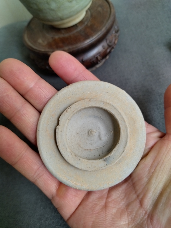 古玩陶瓷龍泉青瓷塔式罐拍賣,當前價格360元