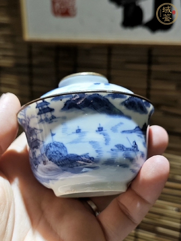 古玩陶瓷青花蓋碗真品鑒賞圖