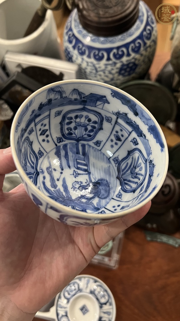 古玩陶瓷青花蓋碗真品鑒賞圖