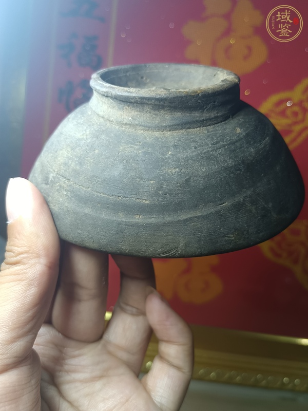 古玩陶瓷黑陶茶盞真品鑒賞圖