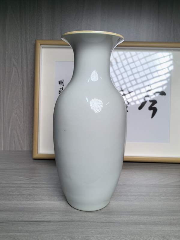 古玩陶瓷青花嬰戲圖賞瓶拍賣,當前價格9800元