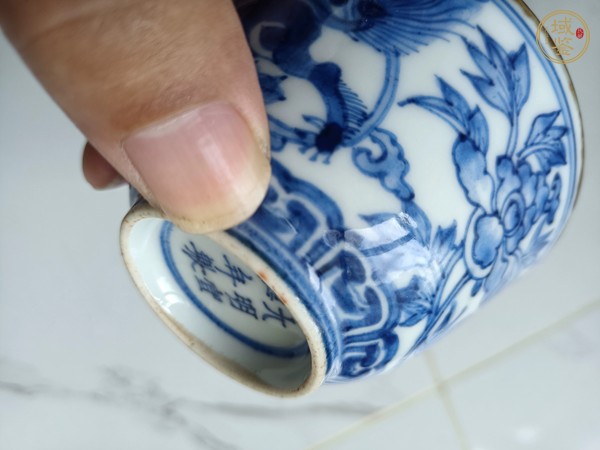 古玩陶瓷青花獅子穿花圖茶碗真品鑒賞圖