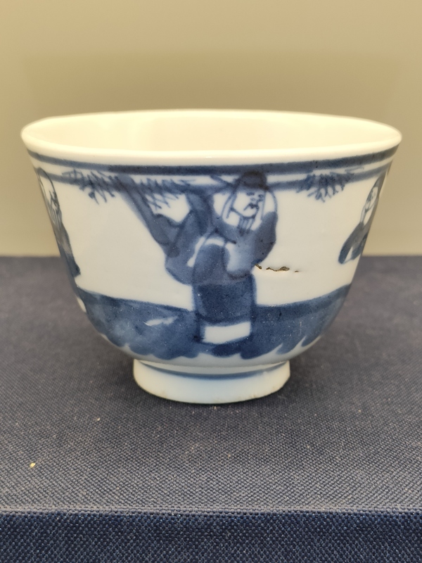 古玩陶瓷清代,青花三星高照圖仰鐘杯拍賣,當(dāng)前價格380元