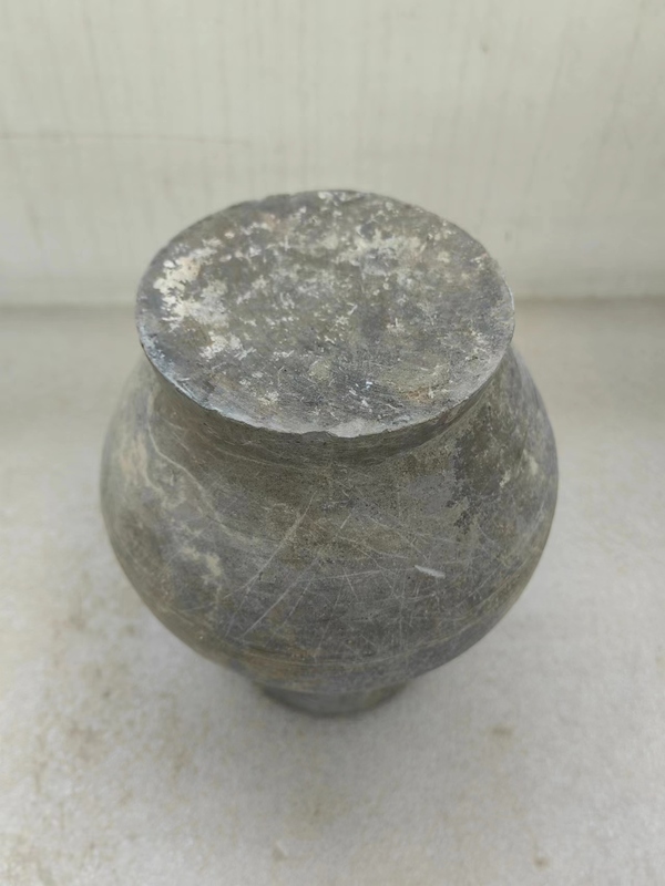 古玩陶瓷灰陶彩繪漢壺拍賣,當前價格789元