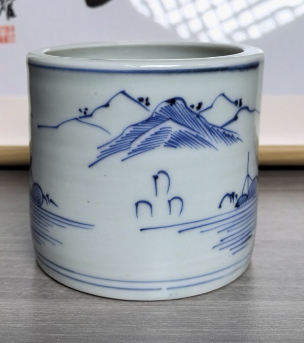古玩陶瓷清嘉慶 青花淡描山水人物紋筆筒拍賣,當前價格980元