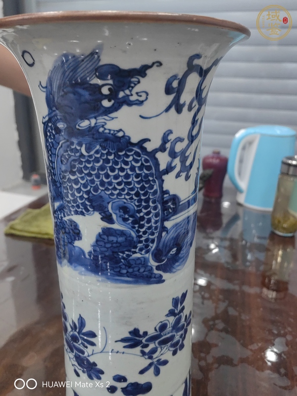 古玩陶瓷芭蕉麒麟紋花觚真品鑒賞圖