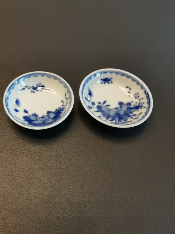古玩陶瓷一對大清光緒年製官窯款青花花卉筆舔拍賣,當前價格2980元