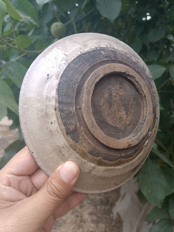 古玩陶瓷元~磁州窯白釉淺碗拍賣,當前價格980元