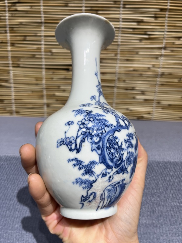 古玩陶瓷青花釉里紅歲寒三友圖撇口瓶拍賣，當前價格6500元