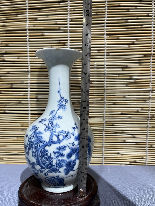 古玩陶瓷青花釉里紅歲寒三友圖撇口瓶拍賣，當前價格6500元