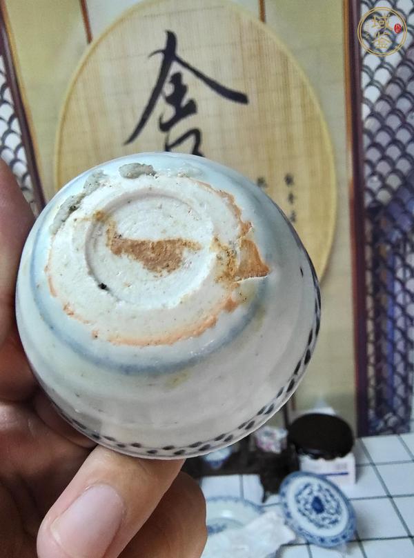 古玩陶瓷明早期青花臥足茶圓真品鑒賞圖