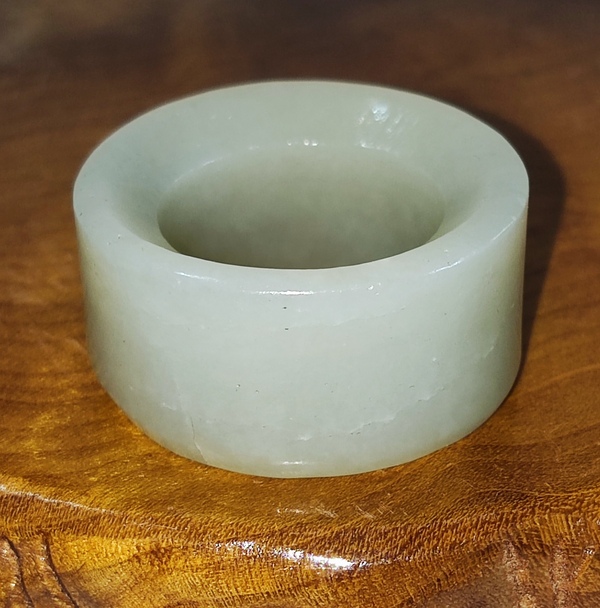古玩玉器和田玉雕“扳指”拍賣,當(dāng)前價(jià)格618元