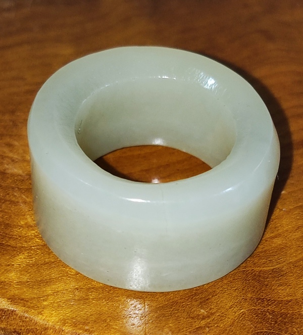 古玩玉器和田玉雕“扳指”拍賣,當(dāng)前價(jià)格618元