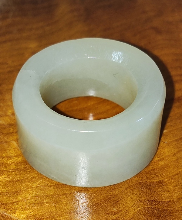 古玩玉器和田玉雕“扳指”拍賣,當(dāng)前價(jià)格618元