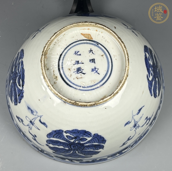 古玩陶瓷青花山水人物花卉紋碗真品鑒賞圖