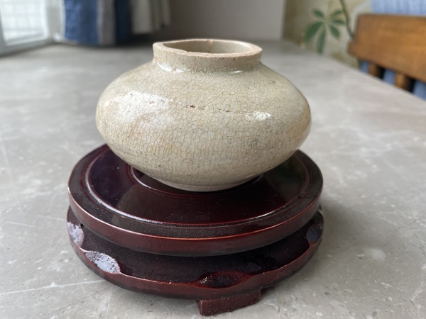 古玩轉(zhuǎn)賣影青罐拍賣，當(dāng)前價(jià)格690元