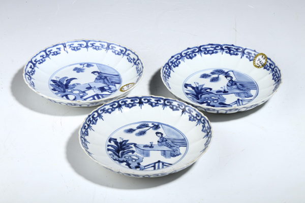 古玩轉(zhuǎn)賣(已實物鑒真)清·康熙·青花芭蕉仕女紋·花口盤-一組拍賣,當前價格588元