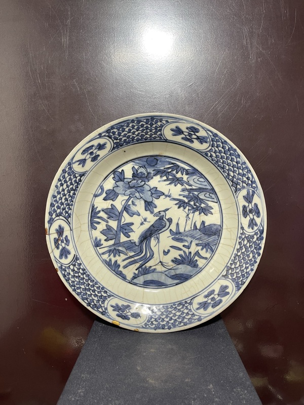 古玩轉賣明青花鳳穿牡丹圖折沿盤拍賣，當前價格1888元