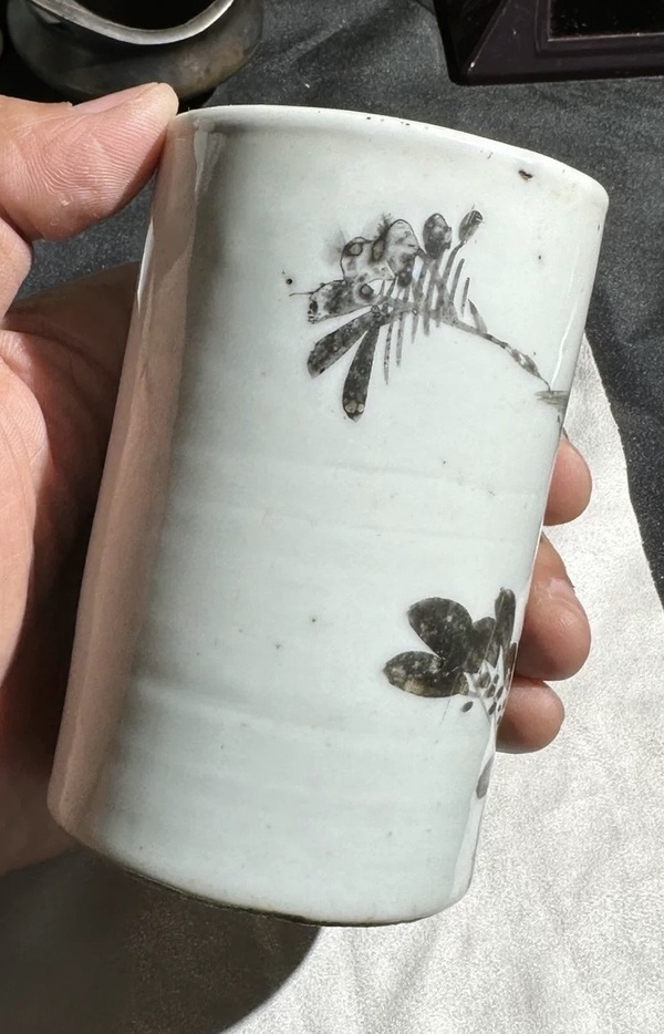 古玩陶瓷墨彩花鳥紋筆筒拍賣,當前價格1500元