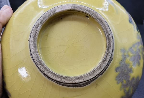 古玩陶瓷日本大正黃釉彩繪鳳紋茶碗拍賣,當(dāng)前價格380元