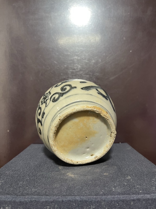 古玩陶瓷明青花八寶紋蓋罐拍賣,當前價格8500元